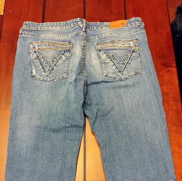 Vigoss Capri jeans - Picture 2 of 3